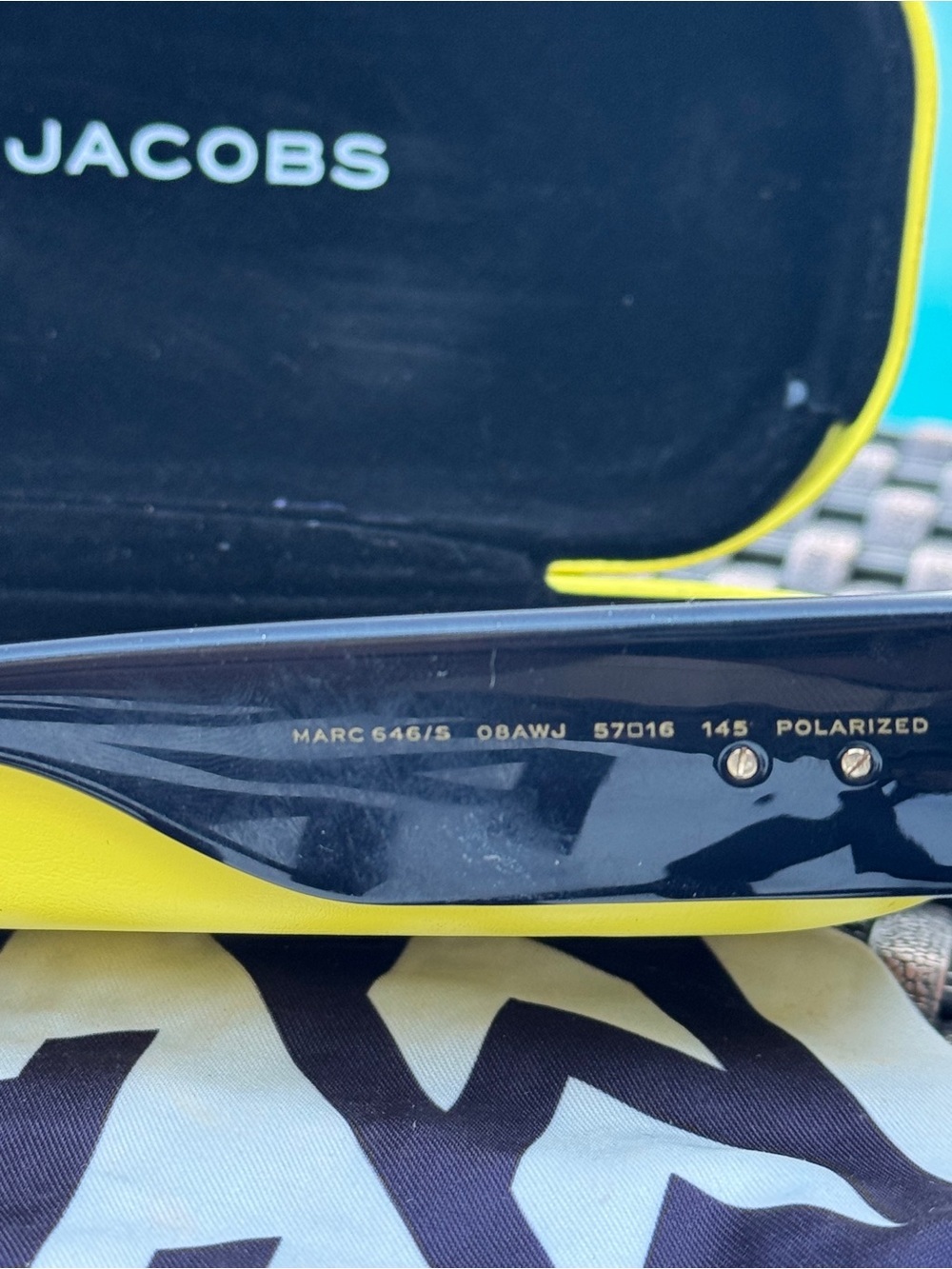 Marc Jacobs MARC 646/S Polarized Oversized Black Sunglasses Gold Logo 57mm VGUC - Picture 5 of 16